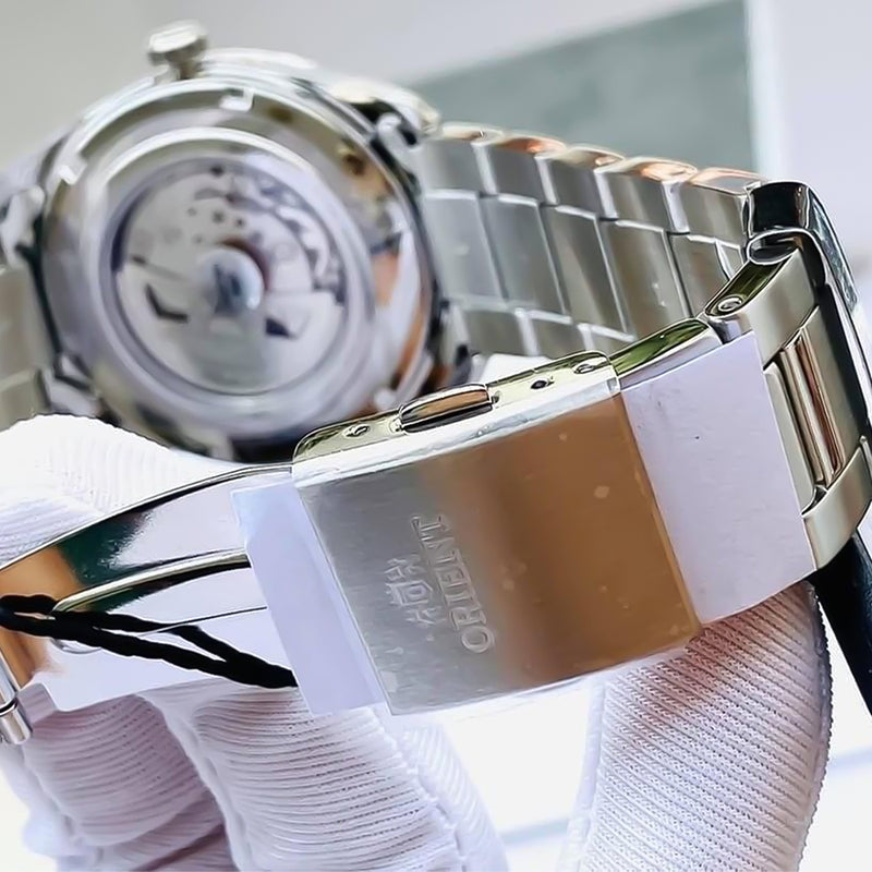 オリエント サン ムーン 第 5 世代腕時計 RA-AK0308L10B